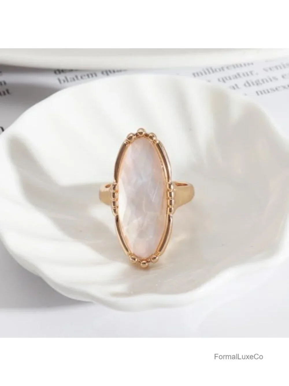 N/A elegant vintage